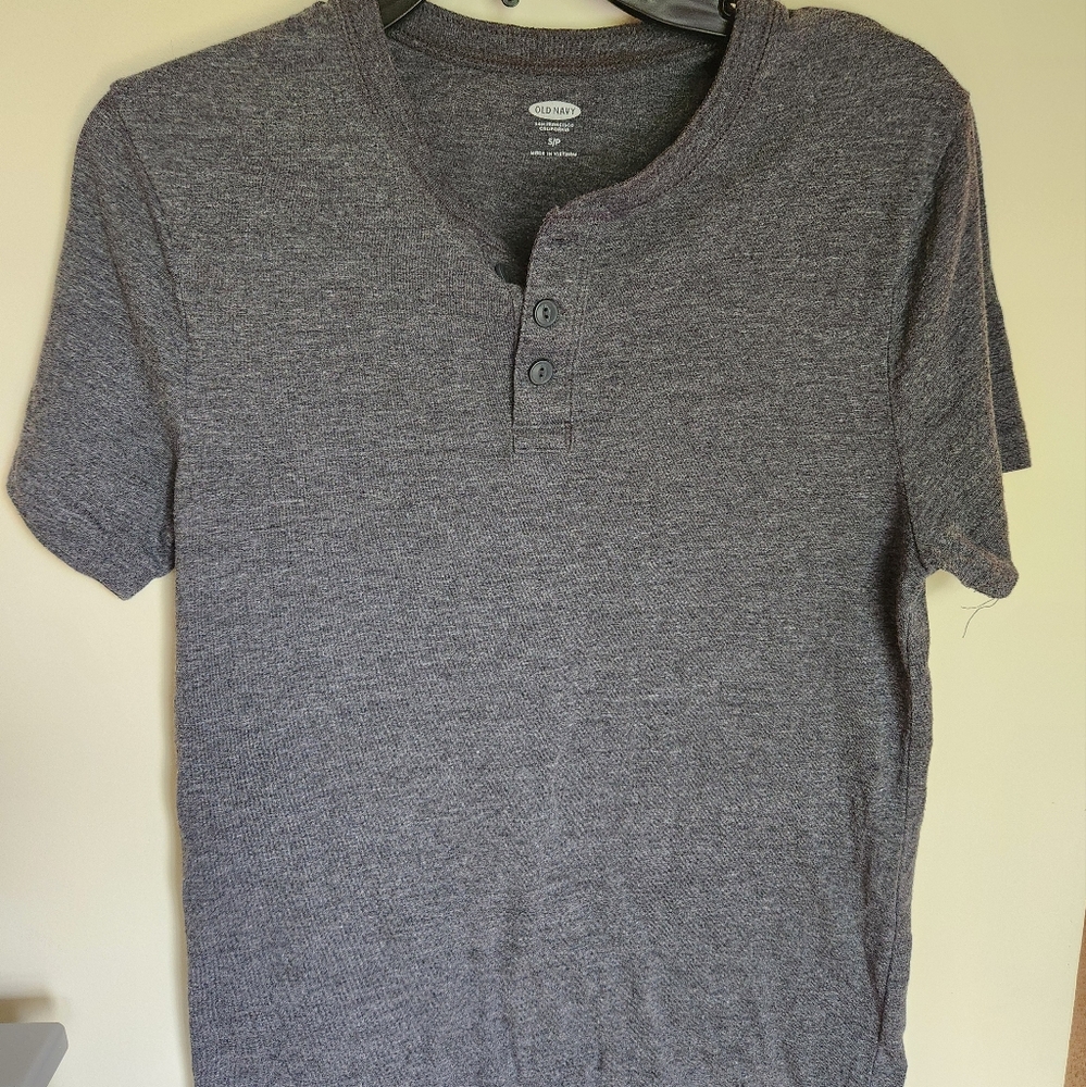 Old Navy Charcoal Short Sleeve Mens Henley Shirt Size Small